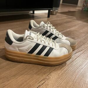 Adidas Women’s White and Black Sneakers with Tan Sole